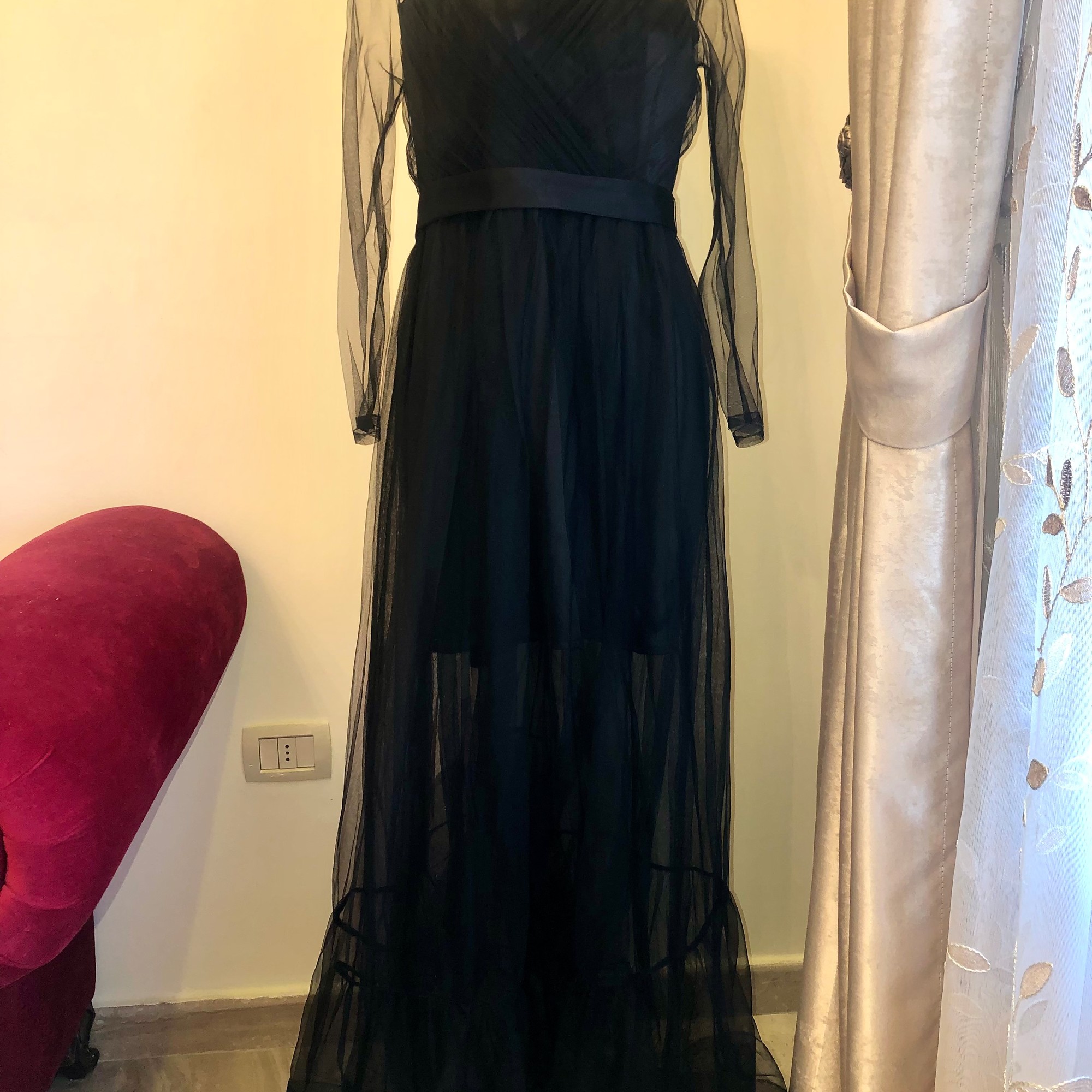 DRESSES FOR RENT OR SALE