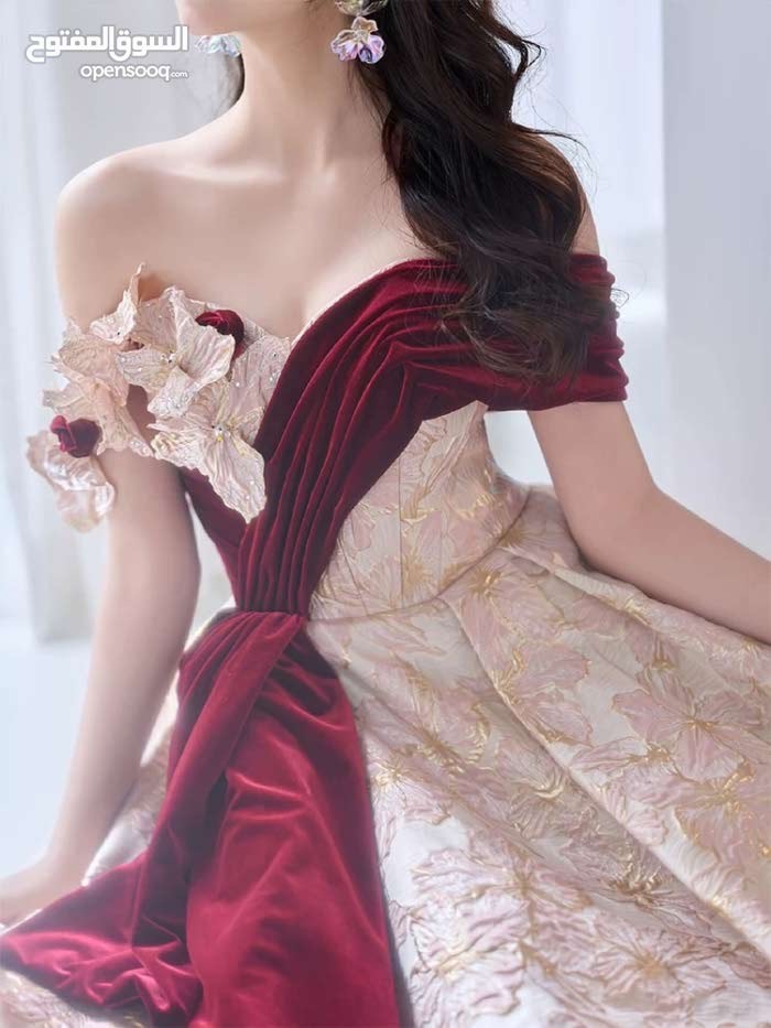 فساتين سهرة وحفلات وخطبة