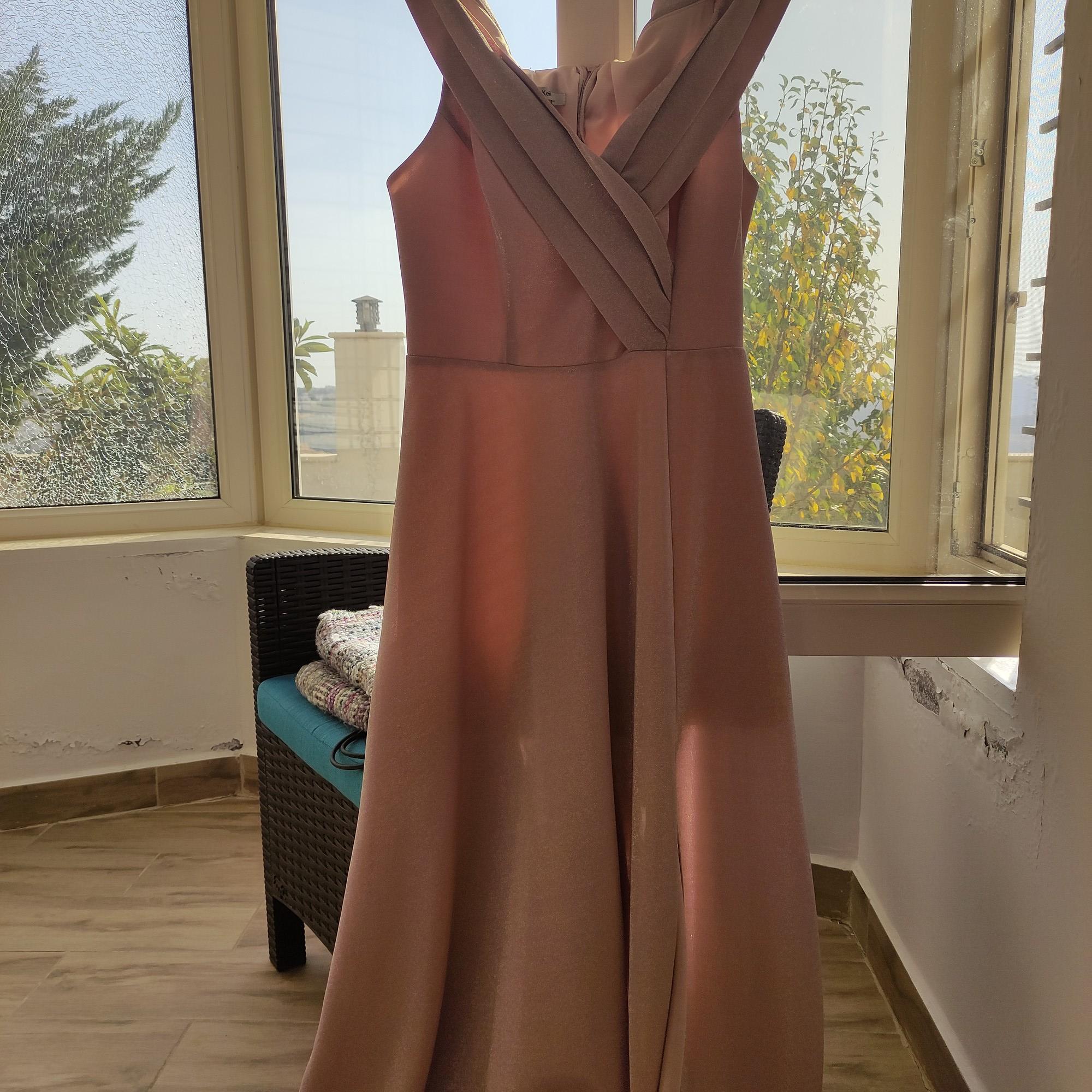 FORMAL LONG DRESS FOR RENT