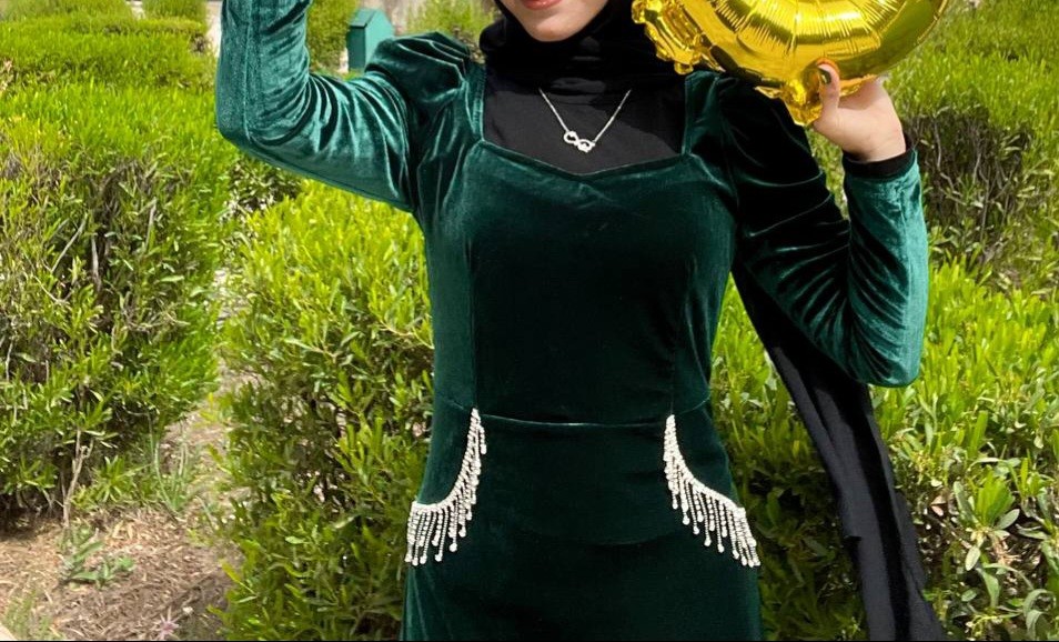 فستان حفلات للبيع